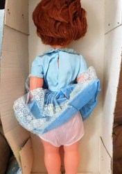 ITALY BRUNETTE BLUE RED BK